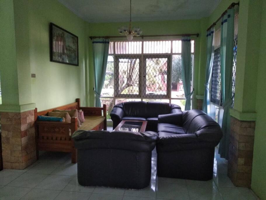 Garden Villas Cipanas Sindanglaya エクステリア 写真