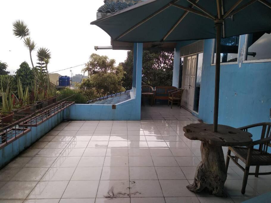 Garden Villas Cipanas Sindanglaya エクステリア 写真