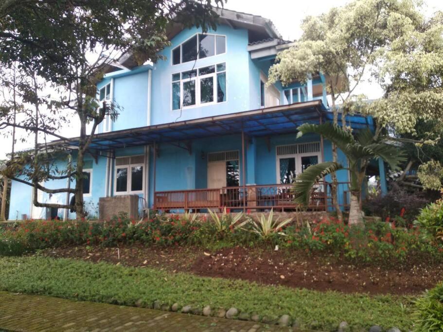 Garden Villas Cipanas Sindanglaya エクステリア 写真